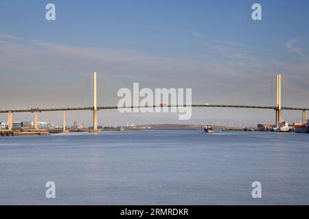 Attraversamento del fiume dartford dal villaggio di Greenhithe sulle rive del tamigi nel Kent Foto Stock