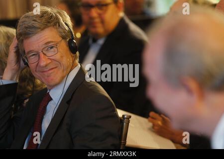 Economista Jeffrey Sachs ritratto del professore alla Columbia University e specialista dello sviluppo sostenibile, al seminario Global Order for Tomorow Foto Stock