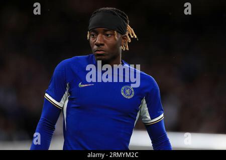 Londra, Regno Unito. 30 agosto 2023. Noni Madueke del Chelsea visto durante il secondo turno South della EFL Carabao Cup tra Chelsea e AFC Wimbledon allo Stamford Bridge, Londra, Inghilterra il 30 agosto 2023. Foto di Carlton Myrie. Solo per uso editoriale, licenza necessaria per uso commerciale. Nessun utilizzo in scommesse, giochi o pubblicazioni di un singolo club/campionato/giocatore. Credito: UK Sports Pics Ltd/Alamy Live News Foto Stock