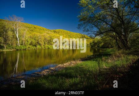 Housatonic River sopra il Bull's Bridge   Kent, Connecticut, USA Foto Stock