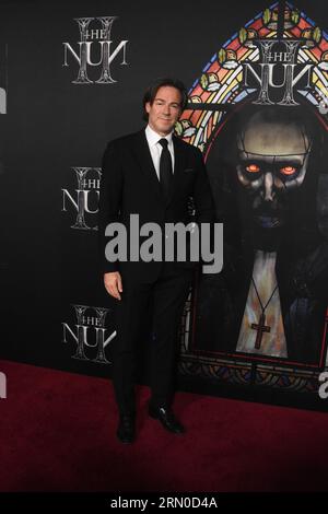 Los Angeles, California, USA 30 agosto 2023 il co-presidente e CEO della DC Studios Peter Safran partecipa allo Special fan Screening per Warner Bros. Ôthe Nun IIÕ al Regal LA Live il 30 agosto 2023 a Los Angeles, California, USA. Foto di Barry King/Alamy Live News Foto Stock