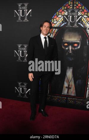 Los Angeles, California, USA 30 agosto 2023 il co-presidente e CEO della DC Studios Peter Safran partecipa allo Special fan Screening per Warner Bros. Ôthe Nun IIÕ al Regal LA Live il 30 agosto 2023 a Los Angeles, California, USA. Foto di Barry King/Alamy Live News Foto Stock