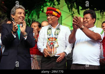 (141202) -- LIMA, 2 dicembre 2014 -- il presidente della COP20 Manuel Pulgar Vidal (1st L) partecipa all'apertura del padiglione indigeno della fiera Climate Voices , a Lima, Perù, il 2 dicembre 2014. Carlos Lezama/) (rtg) PERÙ-LIMA-COP 20-CAMBIAMENTI CLIMATICI-MANUEL PULGAR VIDAL ANDINA PUBLICATIONxNOTxINxCHN Lima DEC 2 2014 il presidente del Manuel Pulgar Vidal 1st l partecipa all'apertura del Padiglione indigeno della Fiera DEL CLIMA Voices a Lima in Perù IL DEC 2 2014 Carlos Lezama RTG Peru Lima COP 20 cambiamenti CLIMATICI Manuel Pulgar Vidal Andina PUBLICATIONxNOTxINxCHN Foto Stock
