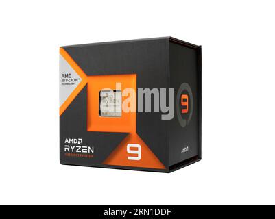 Primo piano del processore AMD Ryzen 9 7950X3D. Foto studio. Foto Stock