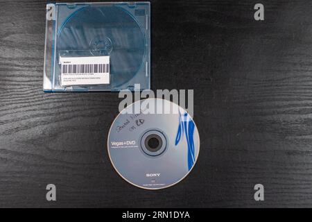 Software di editing video Windows Vegas di Sony su compact disc Foto Stock