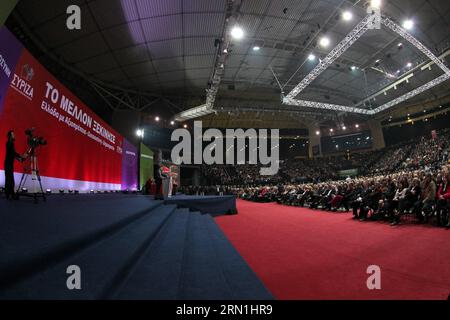 (150103) -- ATENE, 3 gennaio 2015 -- Alexis Tsipras, leader dell'opposizione e capo del Partito radicale di sinistra Syriza, tiene un discorso durante un congresso del partito ad Atene, Grecia, il 3 gennaio 2015. ) GRECIA-ATENE-LEADER-OPPOSIZIONE-POLITICA-CONGRESSO MariosxLolos PUBLICATIONxNOTxINxCHN Atene 3 gennaio 2015 Alexis Tsipras leader dell'opposizione e capo del partito radicale di sinistra Syriza tiene un discorso durante un Congresso del partito ad Atene Grecia IL 3 gennaio 2015 Grecia Atene leader opposizione POLITICA Congresso MariosxLolos PUBLICATIONxTxINxCHN Foto Stock