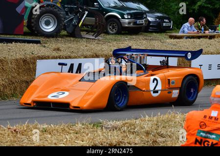 Harry Schmidt, McLaren-Chevrolet M8C, 60 anni di McLaren Racing, una selezione delle auto da corsa della scuderia McLaren, che copre un'ampia gamma di c Foto Stock