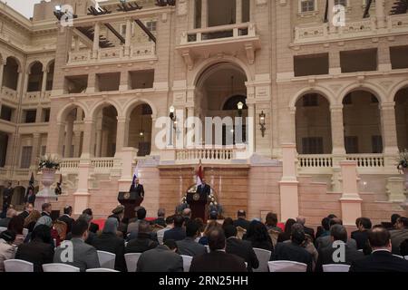 (150210) -- IL CAIRO, 10 febbraio 2015 -- il presidente russo in visita Vladimir Putin e il presidente egiziano Abdel-Fattah al-Sisi partecipano a una conferenza stampa congiunta dopo la loro riunione a Palazzo Koba, il Cairo, in Egitto, il 10 febbraio 2015. Il presidente egiziano Abdel-Fattah al-Sisi e il suo omologo russo in visita Vladimir Putin hanno concordato martedì di costruire una centrale nucleare nella città di Dabaa, nella provincia costiera di Matrouh in Egitto. ) EGITTO-CAIRO-RUSSIA-PUTIN-CENTRALE NUCLEARE PanxChaoyue PUBLICATIONxNOTxINxCHN il 10 febbraio 2015 il presidente russo in visita Vladimir Putin e il presidente egiziano Abdel Fat Foto Stock