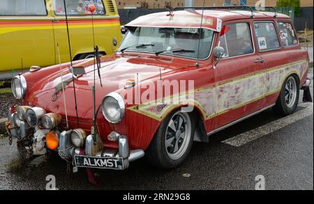 Volkswagen VW tipo 3 Wagon Red Cream White Vintage retro On Show Shine, Melbourne, Victoria, Australia Foto Stock