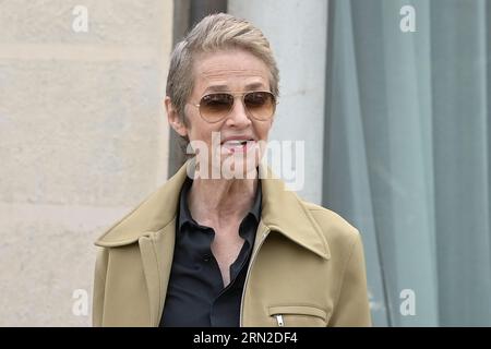 Lido di Venezia, Italia. 31 agosto 2023. Charlotte Rampling arriva al molo dell'Excelsior Hotel al Lido di Venezia per il festival del cinema di Venezia 2023. Credito: SOPA Images Limited/Alamy Live News Foto Stock