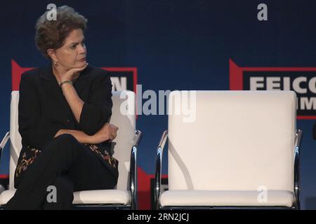 (150310) -- SAN PAOLO, 10 marzo 2015 -- il presidente del Brasile Dilma Rousseff partecipa alla cerimonia di apertura della 21a Fiera Internazionale delle costruzioni presso il Centro Congressi Anhembi di San Paolo, Brasile, il 10 marzo 2015. ) (jg) BRAZIL-SAO PAULO-POLITICS-ROUSSEFF RahelxPatrasso PUBLICATIONxNOTxINxCHN Sao Paulo 10 marzo 2015 il presidente del Brasile Dilma Rousseff partecipa alla cerimonia di apertura della 21a Fiera internazionale delle costruzioni PRESSO il Centro Congressi di San Paolo in Brasile IL 10 marzo 2015 JG Brazil Sao Paulo POLITICS Rousseff PUBLICATIONXNOTxINXCHN Foto Stock