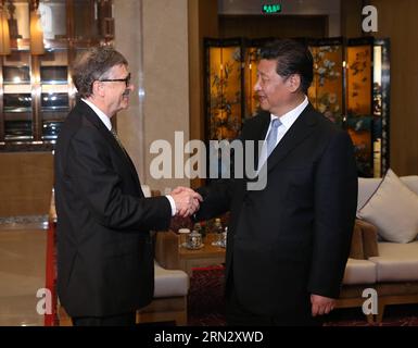 (150328) - PECHINO, 28 marzo 2015 - il presidente cinese Xi Jinping (R) incontra Bill Gates, co-presidente della Fondazione Bill & Melinda Gates, a Boao, nella provincia di Hainan, nella Cina meridionale, 28 marzo 2015. ) CHINA-BOAO-XI JINPING-BILL GATES-MEETING (CN) PangxXinglei PUBLICATIONxNOTxINxCHN 150328 Pechino marzo 28 2015 il presidente cinese Xi Jinping r incontra Bill Gates Co presidente della Fondazione Bill & Melinda Gates a Boao nella provincia di Hainan nella Cina meridionale marzo 28 2015 China Boao Xi Jinping Bill Gates Meeting CN PangxXinglei PUBLICATIONXNOTxINXINXCHN Foto Stock