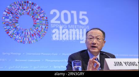 (150416) -- WASHINGTON D.C., 16 aprile 2015 -- il presidente della Banca Mondiale Jim Yong Kim parla in una conferenza stampa di apertura degli incontri di primavera del FMI-Banca Mondiale 2015 a Washington D.C., capitale degli Stati Uniti, 16 aprile 2015. ) U.S.-WASHINGTON D.C.-WORLD BANK-FMI-CONFERENZA STAMPA BaoxDandan PUBLICATIONxNOTxINxCHN Washington D C 16 aprile 2015 il presidente della Banca Mondiale Jim Yong Kim parla ALL'Opening Press Briefing del FMI World Bank 2015 Spring Meetings a Washington D C capitale degli Stati Uniti 16 aprile 2015 U S Washington D C World Banca FMI Conferenza stampa PUBLICATIONxNOTxINxCHN Foto Stock