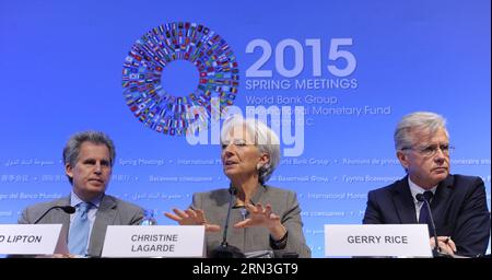 (150416) -- WASHINGTON D.C., 16 aprile 2015 -- l'amministratore delegato del Fondo monetario internazionale (FMI) Christine Lagarde (C) parla in una conferenza stampa di apertura delle riunioni di primavera del FMI-Banca Mondiale 2015 a Washington D.C., capitale degli Stati Uniti, 16 aprile 2015. ) U.S.-WASHINGTON D.C.-WORLD BANK-FMI-CONFERENZA STAMPA BaoxDandan PUBLICATIONxNOTxINxCHN Washington D C 16 aprile 2015 Fondo monetario Internazionale l'amministratore delegato del FMI Christine Lagarde C parla AL briefing stampa di apertura della Banca Mondiale del FMI 2015 riunioni di primavera a Washington D C capitale degli Stati Uniti 16 aprile 2015 Stati Uniti Foto Stock