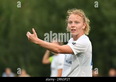 Marcinelle, Belgio. 25 agosto 2023. Charlotte Tison (20) di Genk nella foto durante una partita di calcio femminile tra Sporting du Pays de Charleroi e KRC Genk Ladies nella prima giornata della stagione 2023 - 2024 della belga lotto Womens Super League, sabato 25 agosto 2023 a Marcinelle, BELGIO . Credito: Sportpix/Alamy Live News Foto Stock