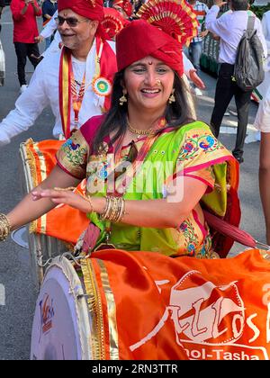 41° Parata annuale dell'India Day su Madison Avenue a New York City nel 2023. Foto Stock