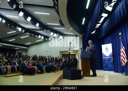 (150511) -- WASHINGTON D.C., 11 maggio 2015 -- il presidente degli Stati Uniti Barack Obama parla ad un evento con imprenditori provenienti da tutti gli Stati Uniti e da tutto il mondo presso il South Court Auditorium dell'Eisenhower Executive Office Building nel complesso della Casa Bianca a Washington, D.C., negli Stati Uniti, l'11 maggio 2015. La Casa Bianca ha riunito imprenditori emergenti per evidenziare l'importanza di investire nelle donne e nei giovani imprenditori per creare soluzioni innovative ad alcune delle sfide mondiali, tra cui povertà, cambiamento climatico, estremismo, accesso all'istruzione e guarigione Foto Stock