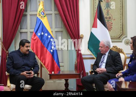 CARACAS, 20 maggio 2015 - il presidente del Venezuela Nicolas Maduro (L) incontra il ministro degli Esteri palestinese Riyad al-Maliki a Caracas, 20 maggio 2015. Presidenza venezuelana/) (dzl) VENEZUELA-CARACAS-PALESTINA FM-MEETING AVN PUBLICATIONxNOTxINxCHN Caracas 20 maggio 2015 il presidente venezuelano Nicolas Maduro l incontra i ministri degli Esteri PALESTINESI Riyad al Maliki a Caracas 20 maggio 2015 Presidenza VENEZUELANA dzl Venezuela Caracas riunione PALESTINESE FM AVN PUBLICATIONxTxINxCHN Foto Stock