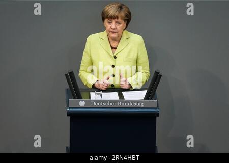 (150521) -- BERLINO, 21 maggio 2015 -- la cancelliera tedesca Angela Merkel parla del prossimo vertice del G7 durante una riunione al Bundestag, la camera bassa del parlamento, a Berlino, in Germania, il 21 maggio 2015. ) GERMANIA-BERLINO-ANGELA MERKEL Zhangxfan PUBLICATIONxNOTxINxCHN 150521 Berlino 21 maggio 2015 la Cancelliera tedesca Angela Merkel parla DEL prossimo vertice del G7 durante una sessione di riunione AL Bundestag la camera bassa del Parlamento a Berlino Germania IL 21 maggio 2015 Germania Angela Merkel Zhangxfan PUBLICATIONxNOTxINxCHN Foto Stock