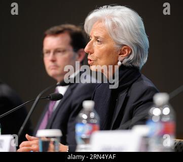 (150604) -- WASHINGTON D.C., 4 giugno 2015 -- l'amministratore delegato del Fondo monetario internazionale (FMI) Christine Lagarde parla in una conferenza stampa a Washington D.C., capitale degli Stati Uniti, 4 giugno 2015. Giovedì il Fondo monetario Internazionale ha ridotto le previsioni di crescita economica degli Stati Uniti per il 2015 al 2,5% rispetto alla previsione di aprile del 3,1%. Il capo del FMI Lagarde ha dichiarato giovedì che la revisione delle previsioni di riduzione è stata in gran parte dovuta alla soft performance nel primo trimestre. ) U.S.-WASHINGTON D.C.-FMI-CONFERENZA STAMPA BaoxDandan PUBLICATIONxNOTxINxCHN Washington D C 4 giugno 2015 Internati Foto Stock