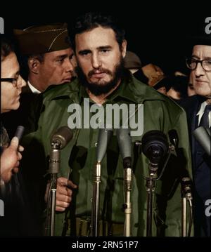 Fidel Castro arriva al MAT Terminal, Washington, D.C. 15th aprile 1959. Foto Stock