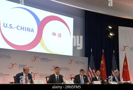 (150625) -- WASHINGTON, 25 giugno 2015 -- il vice Premier cinese Wang Yang (2nd L) parla alla conferenza stampa sul cambiamento climatico nell'ambito del settimo round della Cina-Stati Uniti Strategic and Economic Dialogue (S&ed) a Washington D.C., Stati Uniti, il 23 giugno 2015. ) USA-WASHINGTON-CINA-CAMBIAMENTO CLIMATICO-CONFERENZA STAMPA BaoxDandan PUBLICATIONxNOTxINxCHN 150625 Washington giugno 25 2015 il vice Premier cinese Wang Yang 2° l parla ALLA conferenza stampa SUI cambiamenti CLIMATICI nel QUADRO del settimo round del dialogo strategico ed economico cinese S&ed a Washington Foto Stock