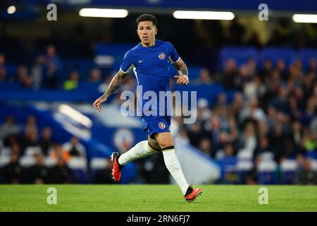 LONDRA, Regno Unito - 30 agosto 2023: Enzo Fernandez del Chelsea durante la partita di secondo turno della EFL Cup tra Chelsea e AFC Wimbledon allo Stamford Bridge (CR Foto Stock