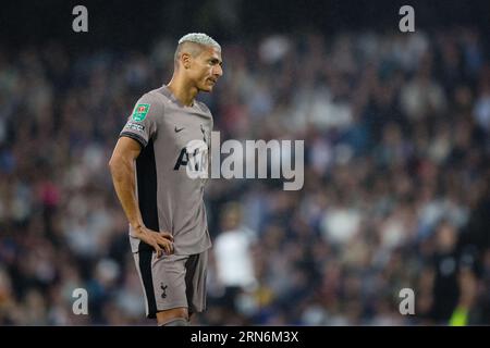 LONDON, UK - 29 agosto 2023: Richarlison del Tottenham Hotspur reagisce durante la partita di secondo turno della EFL Cup tra Fulham FC e Tottenham Hotspur Foto Stock