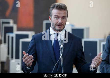 (150924) -- NEW YORK, 24 settembre 2015 -- l'ambasciatore di buona volontà del Fondo delle Nazioni Unite per l'infanzia (UNICEF), David Beckham, star del calcio inglese, parla durante una conferenza stampa che svela un'installazione digitale creata per l'UNICEF da Google, utilizzare la tecnologia mobile e i social media per trasmettere messaggi di bambini provenienti da tutto il mondo presso la sede delle Nazioni Unite a New York, 24 settembre 2015. ) Un-NEW YORK-UNICEF-DAVID BECKHAM LixMuzi PUBLICATIONxNOTxINxCHN New York 24 settembre 2015 inglese Soccer Star e Fondo delle Nazioni Unite per l'infanzia l'ambasciatore di buona volontà dell'UNICEF David Beckham parla durante una stampa Foto Stock