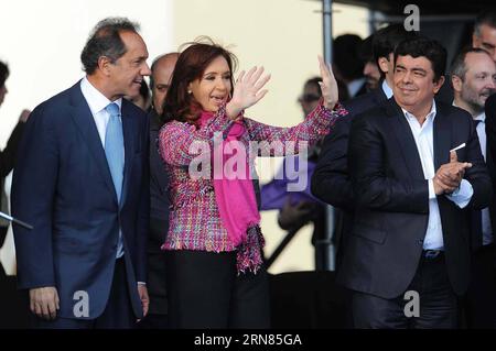 BUENOS AIRES, 7 ottobre 2015 -- la presidente argentina Cristina Fernandez de Kirchner (2° L) partecipa all'inaugurazione del Dottor Rene Favaloro Acutes General Hospital a Rafael Castillo città della provincia di Buenos Aires 7 ottobre 2015. Jose Romero/) (fnc) (ah) ARGENTINA-BUENOS AIRES-FERNANDEZ TELAM PUBLICATIONxNOTxINxCHN Buenos Aires 7 ottobre 2015 il presidente argentino Cristina Fernandez de Kirchner 2° l partecipa all'inaugurazione del Doctor René Favaloro General Hospital di Rafael Castillo città della Provincia di Buenos Aires 7 ottobre 2015 Jose Romero FNC AH Argentina Buenos Aires Fernandez Telam PUBLICAT Foto Stock