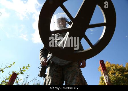 A soldier works to demine in village Cifluk, near Travnik, Bosnia-Herzegovina (BiH), on Oct. 23, 2015. There are some 130,000 undiscovered land mines in BiH as a reslut of 1990s Bosnia War. BiH plans to finish demining work by 2019. ) WEEKLY CHOICES OF XINHUA PHOTO HarisxMemija PUBLICATIONxNOTxINxCHN   a Soldier Works to demine in Village  Near Travnik Bosnia Herzegovina BIH ON OCT 23 2015 There are Some 130 000 Undiscovered Country Mines in BIH As a  of 1990s Bosnia was BIH Plan to Finish demining Work by 2019 Weekly Choices of XINHUA Photo HarisxMemija PUBLICATIONxNOTxINxCHN Stock Photo