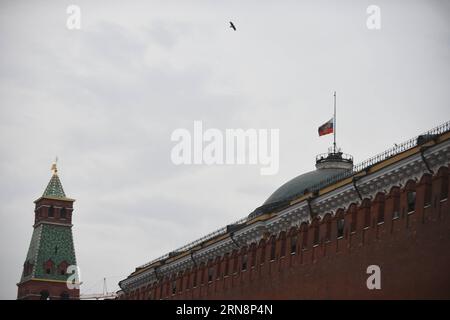 (151101) -- MOSCOW, Nov. 1, 2015 -- A flag flies at half mast at the Kremlin in Moscow, Nov. 1, 2015, to mourn the victims aboard the Russian plane that crashed Saturday in Egypt s Sinai. ) RUSSIA-MOSCOW-PLANE CRASH-NATIONAL DAY OF MOURNING DaixTianfang PUBLICATIONxNOTxINxCHN   Moscow Nov 1 2015 a Flag FLIES AT Half Mast AT The KREMLIN in Moscow Nov 1 2015 to Morne The Victims Aboard The Russian Plane Thatcher Crashed Saturday in Egypt S Sinai Russia Moscow Plane Crash National Day of Mourning DaixTianfang PUBLICATIONxNOTxINxCHN Stock Photo