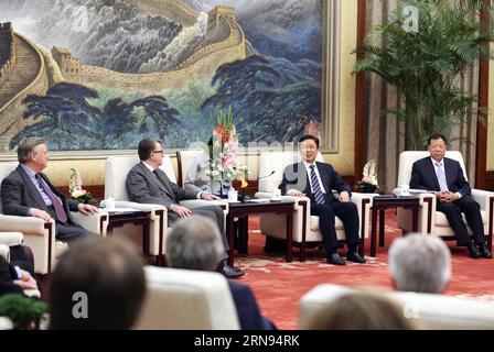 (151118) -- BEIJING, Nov. 18, 2015 -- Chinese Vice President Li Yuanchao (back, 2nd R) meets with a British delegation attending the eighth China-UK Leadership Forum, led by Kenneth Clarke (back, 1st L) from the Conservative Party, former British justice secretary, and Peter Mandelson (back, 2nd L) from the Labor Party, who is former First Secretary of State and Business Secretary, in Beijing, capital of China, Nov. 18, 2015. ) (dhf) CHINA-BEIJING-LI YUANCHAO-BRITISH POLITICIANS-MEETING (CN) DingxLin PUBLICATIONxNOTxINxCHN   Beijing Nov 18 2015 Chinese Vice President left Yuan Chao Back 2nd r Stock Photo