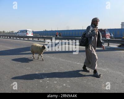(151125) -- BAGHDAD, Nov. 25, 2015 -- A Shiah Muslim begins walking to the Karbala to commemorate anniversary of Imam Hussein in Baghdad, Iraq, on Nov. 25, 2015. Millions of mourners gathered in Iraq s holy city of Karbala to commemorate the martyrdom anniversary of Imam Hussein. ) IRAQ-BAGHDAD-IMAM HUSSAIN-COMMEMORATION KhalilxDawood PUBLICATIONxNOTxINxCHN   151125 Baghdad Nov 25 2015 a  Muslim BEGINS Walking to The Karbala to commemorate Anniversary of Imam Hussein in Baghdad Iraq ON Nov 25 2015 Millions of Morne gathered in Iraq S Holy City of Karbala to commemorate The martyrdom Anniversar Stock Photo