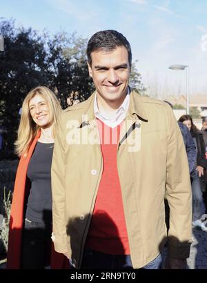 (151220) -- MADRID, 20 dicembre 2015 -- il leader socialista Pedro Sanchez arriva in un collegio elettorale per esprimere il suo voto a Madrid, capitale della Spagna, il 20 dicembre 2015. Le elezioni generali della Spagna sono iniziate domenica. ) SPAGNA-MADRID-ELEZIONI GENERALI Belen PUBLICATIONxNOTxINxCHN 151220 Madrid DEC 20 2015 il leader socialista Pedro Sanchez arriva IN una stazione di polling per esprimere il suo VOTO a Madrid capitale della Spagna IL 20 dicembre 2015 le elezioni generali della Spagna sono iniziate domenica Spagna Madrid elezioni generali Belen PUBLICATIONxNOTxINxCHN Foto Stock