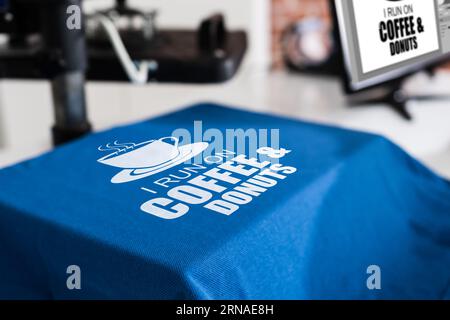Stampa di magliette con trasferimento termico. Merchandising TShirt Foto Stock