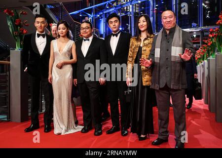 66. Berlinale Eröffnungsfeier: Hail, Caesar! Filmpremiere (160211) -- BERLIN, Feb. 11, 2016 -- Cast members of Crosscurrent (Chang Jiang Tu) pose on the red carpet prior to the opening ceremony of the 66th Berlinale International Film Festival in Berlin, Germany, Feb. 11, 2016. ) GERMANY-BERLIN-FILM FESTIVAL-CROSSCURRENT ZhangxFan PUBLICATIONxNOTxINxCHN   66 Berlinale Opening ceremony Hail Caesar Film premiere  Berlin Feb 11 2016 Cast Members of  Chang Jiang TU Pose ON The Red Carpet Prior to The Opening Ceremony of The 66th Berlinale International Film Festival in Berlin Germany Feb 11 2016 G Stock Photo