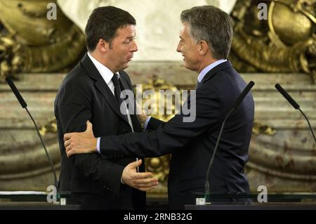 (160216) -- BUENOS AIRES, Feb. 16, 2016 -- Argentina s President Mauricio Macri (R) shakes hands with Italian Prime Minister Matteo Renzi at the end of a press conference after their meeting at Casa Rosada, in Buenos Aires city, capital of Argentina, on Feb. 16, 2016. ) (jg) (ah) ARGENTINA-BUENOS AIRES-ITALY-PM-VISIT MARTINxZABALA PUBLICATIONxNOTxINxCHN   Buenos Aires Feb 16 2016 Argentina S President Mauricio Macri r Shakes Hands With Italian Prime Ministers Matteo Renzi AT The End of a Press Conference After their Meeting AT Casa Rosada in Buenos Aires City Capital of Argentina ON Feb 16 201 Stock Photo