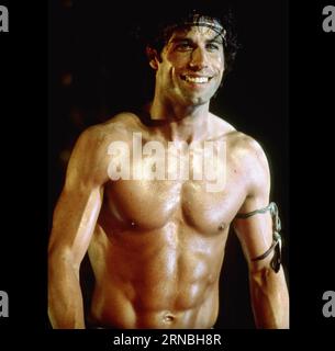 STAYING ALIVE 1983 Paramount Pictures con John Travolta Foto Stock