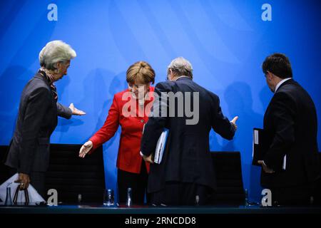 (160405) -- BERLINO, 5 aprile 2016 -- (da L a R) l'amministratore delegato del Fondo monetario internazionale (FMI) Christine Lagarde, la cancelliera tedesca Angela Merkel, Angel Gurria, il segretario generale dell'Organizzazione per la cooperazione e lo sviluppo economico e Guy Ryder, segretario generale dell'Organizzazione mondiale del lavoro, partecipano a una conferenza stampa congiunta a Berlino, in Germania, il 5 aprile 2016. I leader di diverse organizzazioni economiche internazionali hanno invitato i governi a intraprendere azioni decisive per rafforzare le riforme e stimolare la crescita in occasione di un incontro organizzato dal cancelliere tedesco Angela Merkel a Berlino martedì Foto Stock