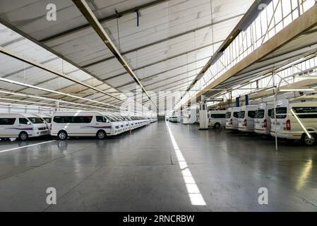 (160419) -- JOHANNESBURG, April 19, 2016 -- Photo taken on April 19, 2016 shows the buses at the automobile plant of Beijing Automobile Works Co., Ltd (BAW), known as BAW?South?Africa in Springs, west of Johannesburg. The Industrial Development Corporation (IDC), a South African state-run financial institution, pledged on Tuesday to financially support a joint venture with the BAW. ) SOUTH AFRICA-SPRINGS-CHINA-AUTOMOBILE-COOPERATION ZhaixJianlan PUBLICATIONxNOTxINxCHN   160419 Johannesburg April 19 2016 Photo Taken ON April 19 2016 Shows The Buses AT The Automobiles plant of Beijing Automobile Stock Photo