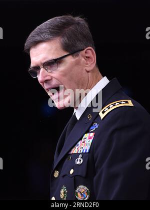 PK des US-Militärs zum Luftangriff auf MSF-Krankenhaus il generale Joseph Votel, capo del comando centrale degli Stati Uniti, presenta i media al Pentagono di Washington D.C., negli Stati Uniti, il 29 aprile 2016. Un ente medico di beneficenza il cui ospedale in Afghanistan è stato bombardato dalle forze statunitensi lo scorso anno ha detto venerdì che l'operazione militare statunitense non è riuscita a rispettare le leggi fondamentali della guerra. All'inizio della giornata, il Pentagono ha affermato che il suo attacco aereo all'ospedale per traumi, gestito dal Medici senza frontiere (MSF), non era un crimine di guerra perché non intenzionale. ) U.S.-WASHINGTON D.C.-AFGHANISTAN-AIRSTRIKE-INVES Foto Stock