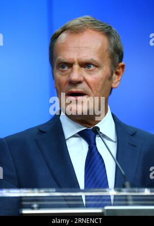 (160629) -- BRUXELLES, 29 giugno 2016 -- il presidente del Consiglio europeo Donald Tusk partecipa a una conferenza stampa presso la sede centrale dell'UE a Bruxelles, in Belgio, il 29 giugno 2016. Mercoledì il presidente del Consiglio europeo Donald Tusk ha dichiarato che i leader dei 27 paesi dell'Unione europea non britannici hanno convenuto che non avrebbero concesso alla Gran Bretagna l'accesso al mercato unico del blocco se la Gran Bretagna non avesse accettato le norme dell'UE sulla libera circolazione. ) VERTICE BELGIO-BRUXELLES-UE GongxBing PUBLICATIONxNOTxINxCHN 160629 Bruxelles giugno 29 2016 il presidente del Consiglio europeo Donald Tusk partecipa a una conferenza stampa PRESSO la sede centrale dell'UE a B. Foto Stock