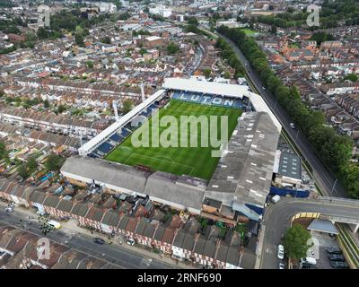 Un drone davanti alla partita di Premier League a Kenilworth Road, Luton. Data immagine: Venerdì 1 settembre 2023. Foto Stock