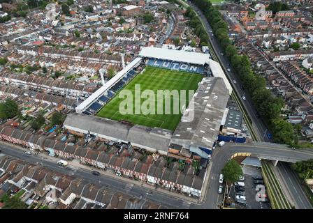 Un drone davanti alla partita di Premier League a Kenilworth Road, Luton. Data immagine: Venerdì 1 settembre 2023. Foto Stock