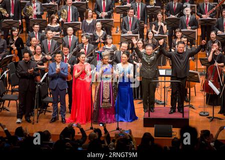 -- PECHINO, 12 ottobre 2016 -- il concerto The Long March per commemorare il 80° anniversario della fine della lunga marcia dell'Armata Rossa in anteprima al National Centre for Performing Arts di Pechino, capitale della Cina, 12 ottobre 2016. ) (wx) CHINA-BEIJING-CONCERT-LONG MARCH-ANNIVERSARY (CN) JuxZhenhua PUBLICATIONxNOTxINxCHN Pechino 12 ottobre 2016 il Concerto la lunga marcia per commemorare il 80° anniversario della fine della lunga marcia dell'Armata Rossa anteprime AL Centro Nazionale per le Arti dello spettacolo di Pechino capitale della Cina 12 ottobre 2016 wx China Beijing Concert Long March Anniversary CN JuxZhenhua Foto Stock