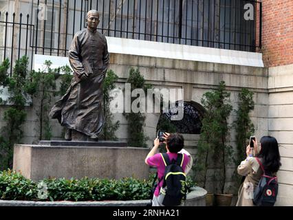 (161105) -- HONG KONG, Nov. 5, 2016 -- Visitors take photos of a statue of Sun Yat-sen, forerunner of China s anti-feudalism revolution, in Dr Sun Yat-sen Museum in Hong Kong, south China, Nov. 5,2016. Opened to the public in 2006, the four-story museum has two permanent exhibitions displaying a number of precious historical artefacts. ) (wyl) CHINA-HONG KONG-DR SUN YAT-SEN MUSEUM (CN) LixPeng PUBLICATIONxNOTxINxCHN   Hong Kong Nov 5 2016 Visitors Take Photos of a Statue of Sun Yat Sen forerunner of China S Anti feudalism Revolution in Dr Sun Yat Sen Museum in Hong Kong South China Nov 5 2016 Stock Photo