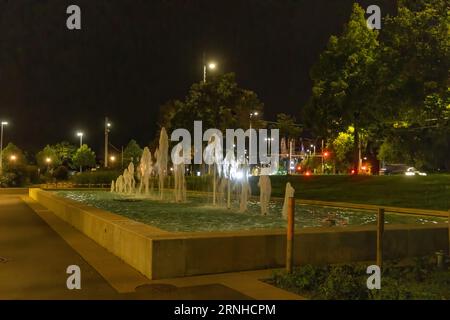 fontana di fronte al Ring Café di Lipsia Foto Stock