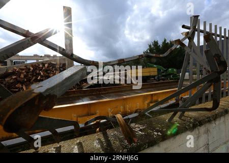 (161122) -- NORCIA, Nov. 22, 2016 -- Photo taken on Nov. 18, 2016 shows a destroyed construction materials factory in commercial center of Norcia, central Italy. Some three weeks have passed since a quake of a magnitude of 6.5 on the Richter scale hit Norcia and the broader mountainous area around it on Oct. 30. It was the strongest seismic event to strike Italy since 1980. Villages and hamlets around Norcia were badly affected, if not totally wiped out. Yet, the will of people in the Umbria region to overcome the emergency and return to life as soon as possible was palpable. ) (zc) ITALY-NORC Stock Photo