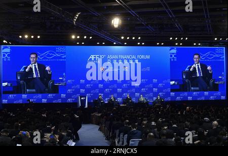 HONG KONG, 16 gennaio 2017 -- gli ospiti partecipano al decimo Asian Financial Forum di Hong Kong, Cina meridionale, 16 gennaio 2017. Il forum, con il tema Asia: Guidare il cambiamento, l'innovazione e la connettività , è iniziato lunedì. )(mcg) CHINA-HONG KONG-ASIAN FINANCIAL FORUM (CN) WangxShen PUBLICATIONxNOTxINxCHN Hong Kong 16 gennaio 2017 gli ospiti partecipano al decimo Asian Financial Forum di Hong Kong 16 gennaio 2017 il Forum con il tema Asia Driving Change Innovation and Connectivity è iniziato lunedì MCG China Hong Kong Asian Financial forum CN WangxShen PUBLICATIONxNOTxINxCHN Foto Stock